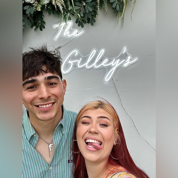 Meet your Posher, Ray - Picture 1 of 1